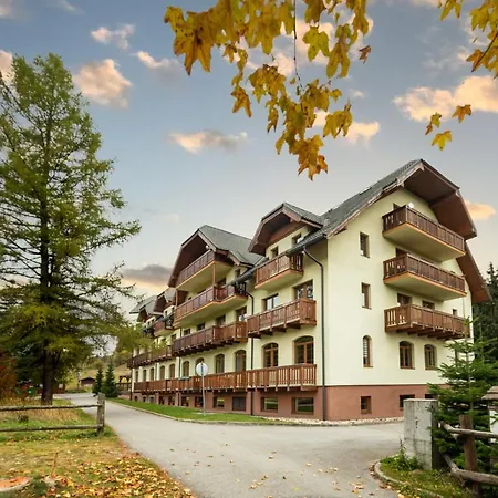 Tulanie 62 Kamzik 2 Izbovy Mezonet Deluxe Parkovanie V Podzemnej Garazi Zdarma * ドノヴァリ