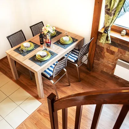 Apartament Tulanie 62 Kamzik 2 Izbovy Mezonet Deluxe Parkovanie V Podzemnej Garazi Zdarma