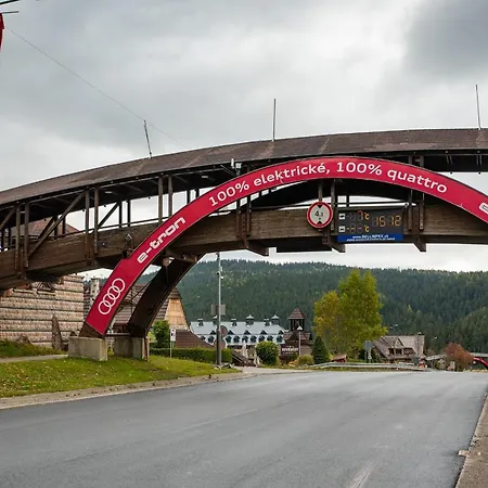 Tulanie 62 Kamzik 2 Izbovy Mezonet Deluxe Parkovanie V Podzemnej Garazi Zdarma *