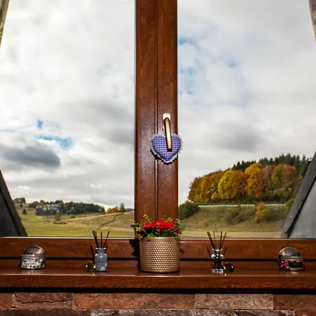 Tulanie 62 Kamzik 2 Izbovy Mezonet Deluxe Parkovanie V Podzemnej Garazi Zdarma * ドノヴァリ